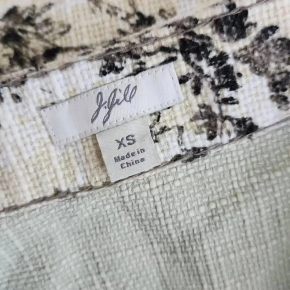 J. Jill Cotton Tweed Floral Blazer - Picture 6 of 10